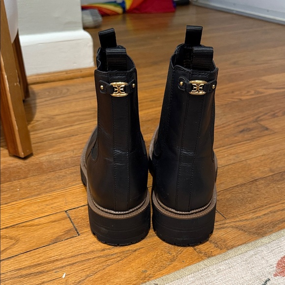 Sam Edelman Laguna Chelsea Boot - Picture 4 of 5